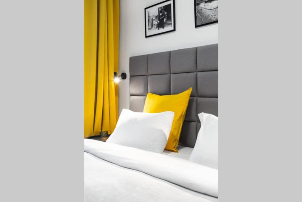Househost Apartment: Miodowa 42/8A Street Cracovia Exterior foto